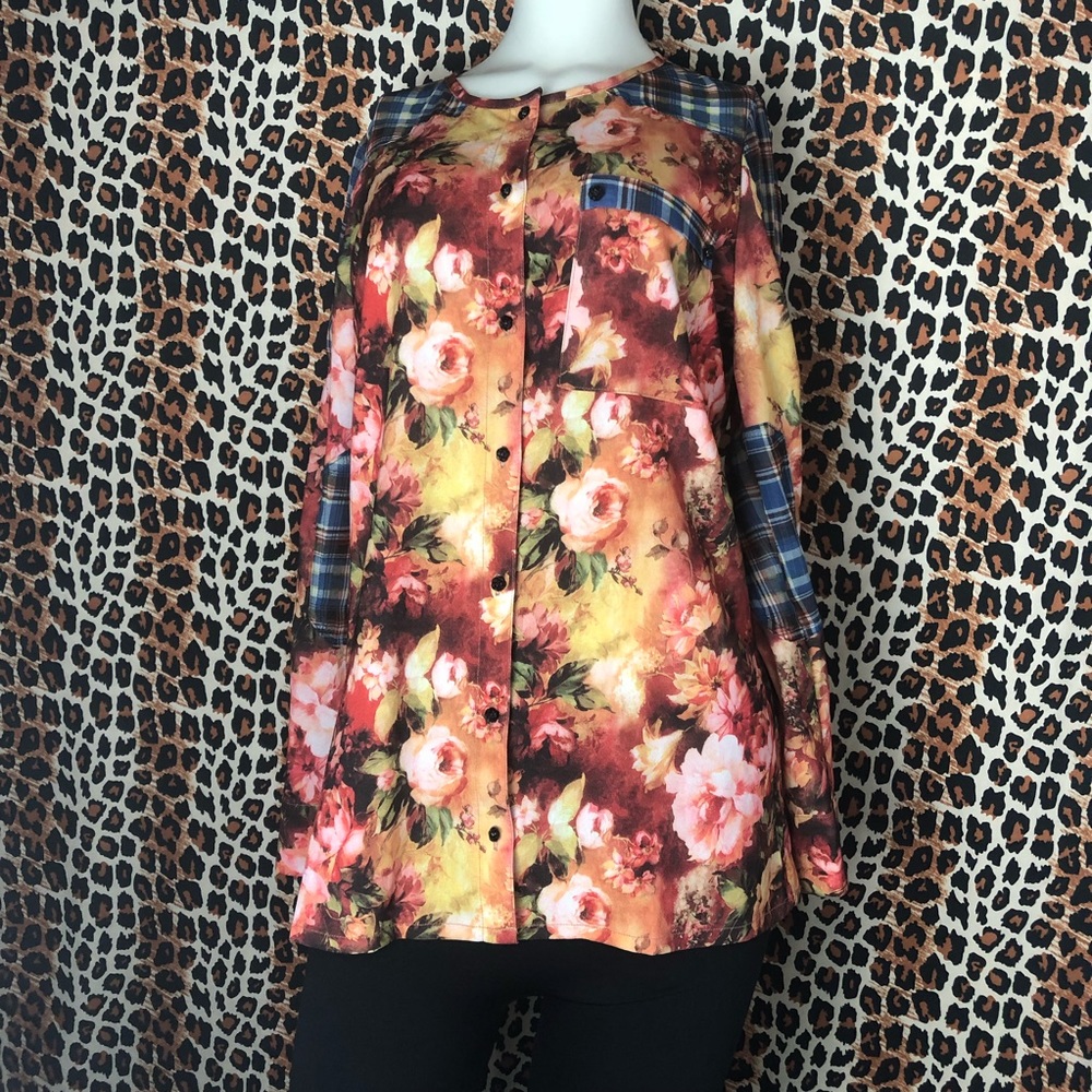 COPY - Tov Holy Floral Print Colors Top SIZE 40